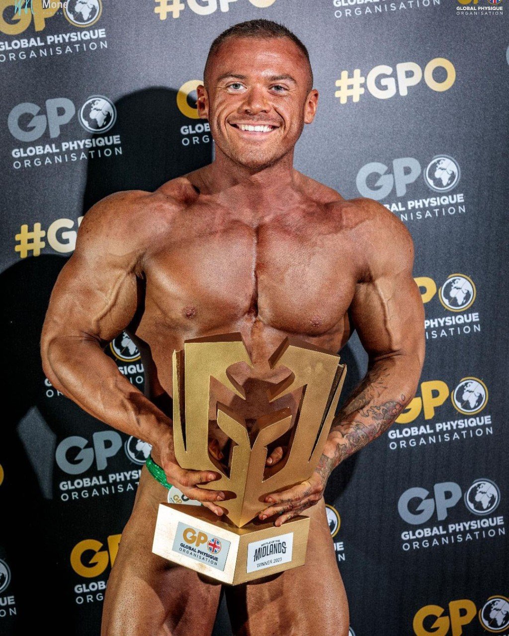 photo of bodybuilder